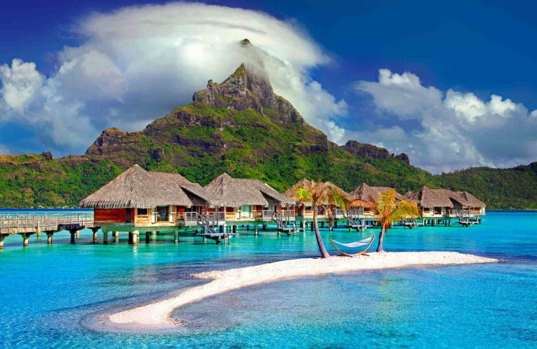 Wisata Bahari yang Istimewa di Indonesia
