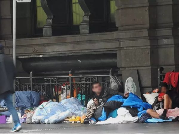 Some Solutions to Solve Homelessness and Unemployment in US